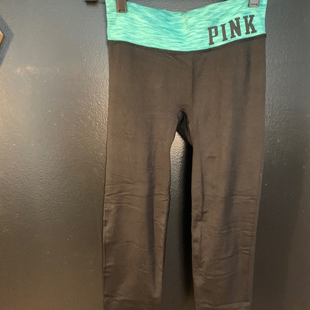 DONATED: VS PINK Crop Legging, XS